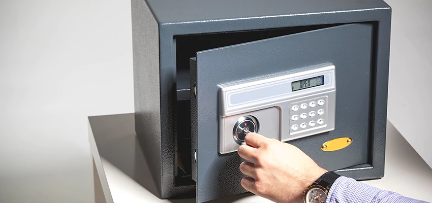 Jewelry Safe Unlocking Service in Livingston, California
