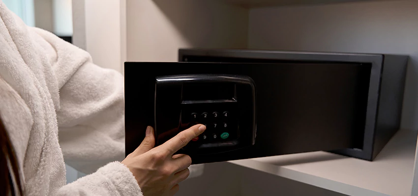 Safe Unlocking Service Company in Livingston, California